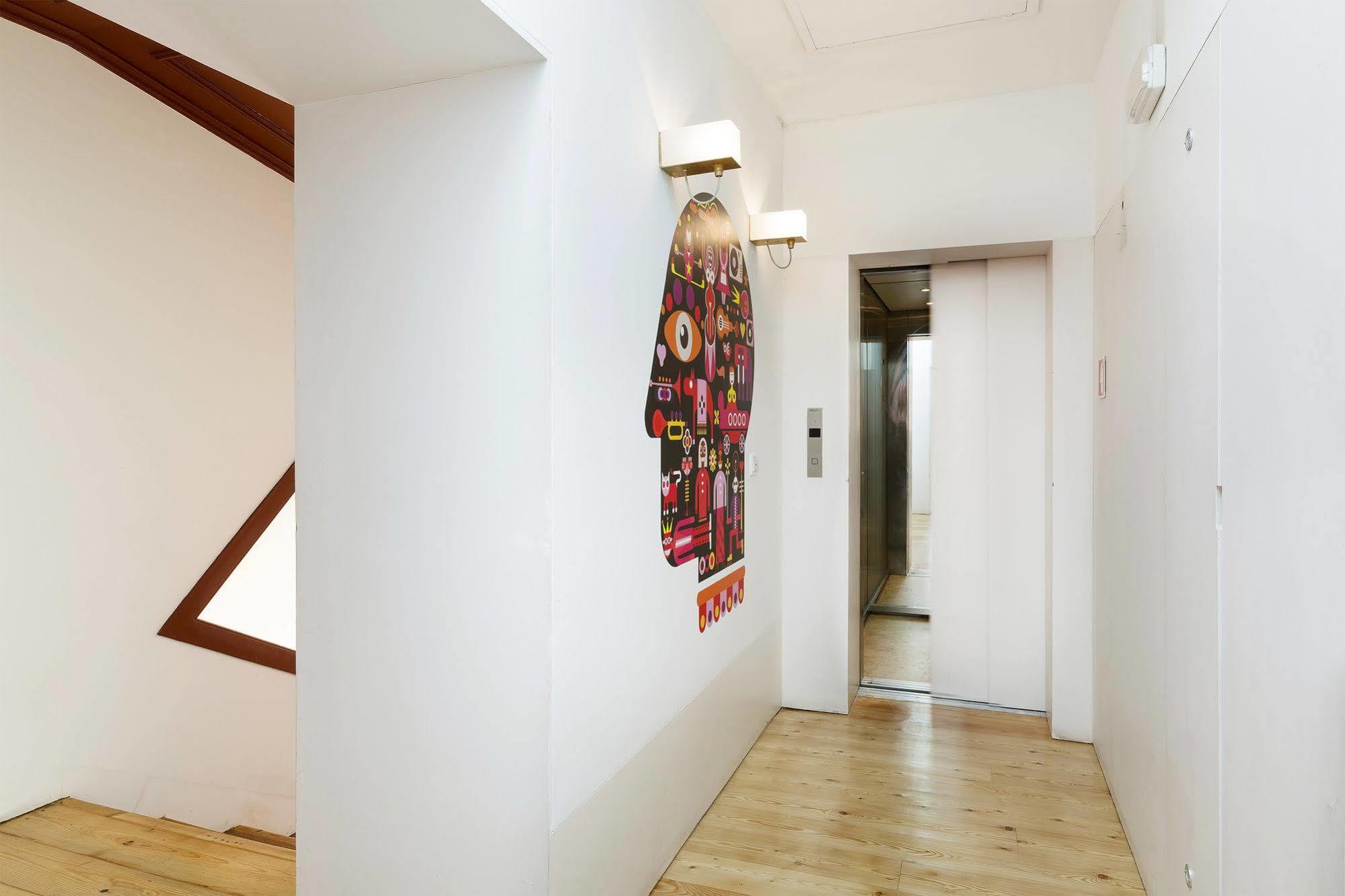 Freedom Serviced Apartments - Cais Do Sodre Lissabon Exterior foto